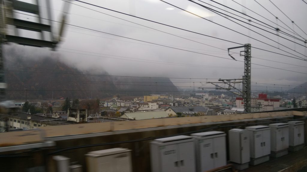 越後湯沢を発車